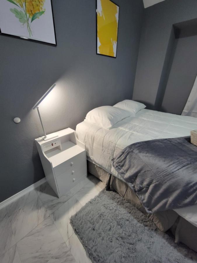 Nice & Cozy Bedroom At Gp'S Grand Prairie Exterior photo