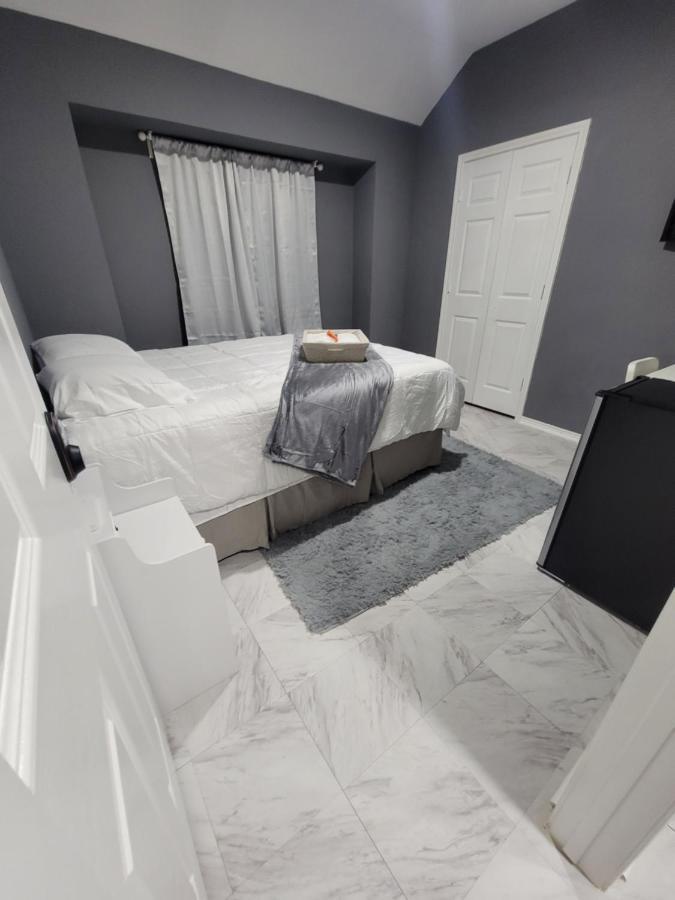 Nice & Cozy Bedroom At Gp'S Grand Prairie Exterior photo