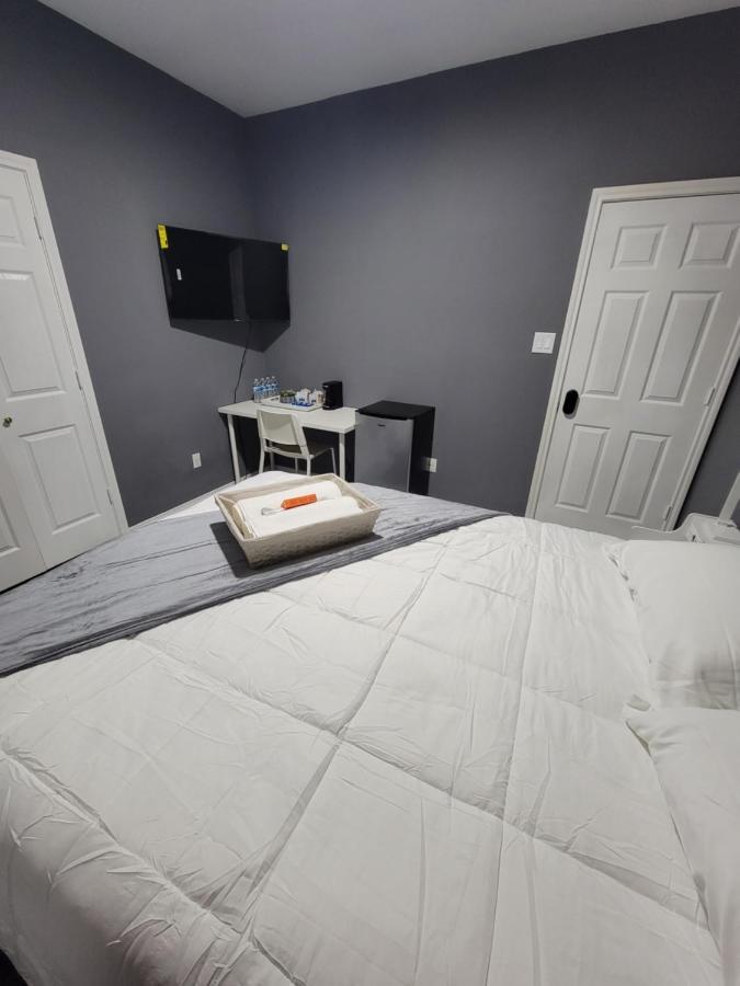 Nice & Cozy Bedroom At Gp'S Grand Prairie Exterior photo